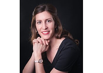 découvrez notre cabinet d'expertise comptable à nîmes, spécialisé dans l'accompagnement des entreprises et des particuliers. profitez de conseils personnalisés pour optimiser votre gestion financière et fiscale. contactez-nous dès aujourd'hui pour un audit gratuit de vos besoins comptables.