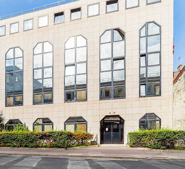 découvrez le cabinet lalanne à tarnos, votre expert-comptable de confiance, offrant des services personnalisés pour vous accompagner dans la gestion de votre entreprise, l'optimisation fiscale et le suivi comptable. profitez d'un expertise reconnue et d'un accompagnement sur mesure.