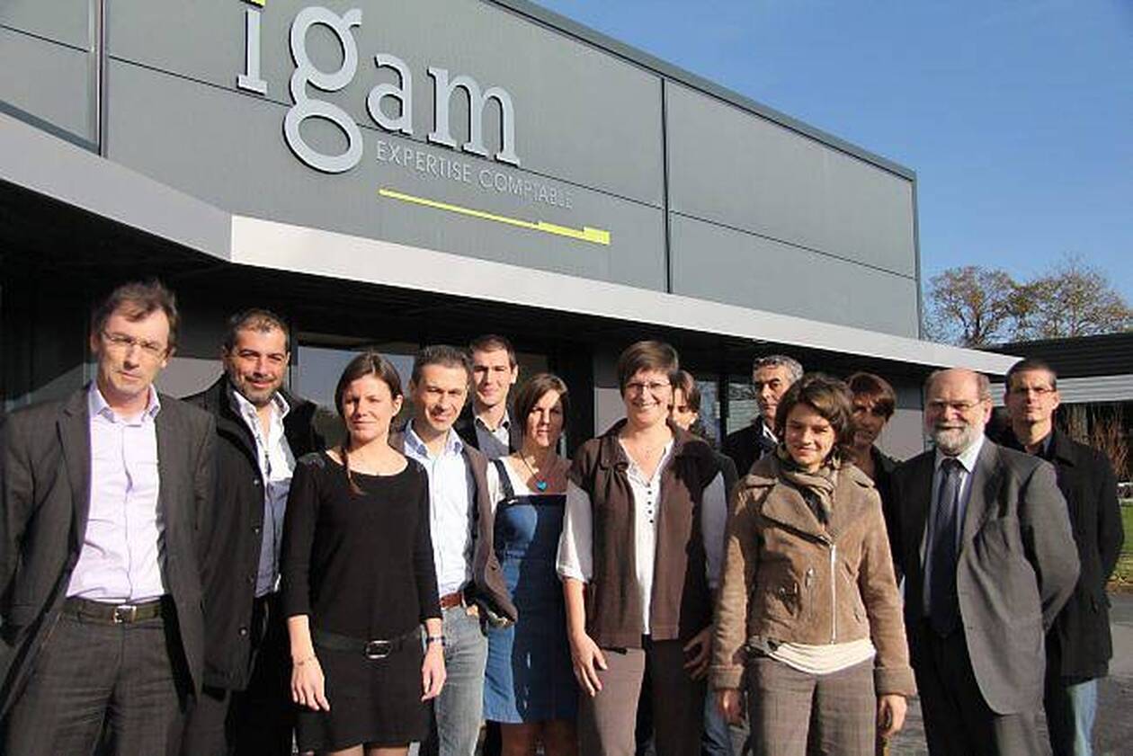 découvrez le cabinet lalanne à tarnos, votre expert-comptable de confiance. bénéficiez d'une expertise personnalisée en comptabilité, fiscalité et gestion financière pour optimiser la performance de votre entreprise. contactez-nous pour un accompagnement sur mesure.