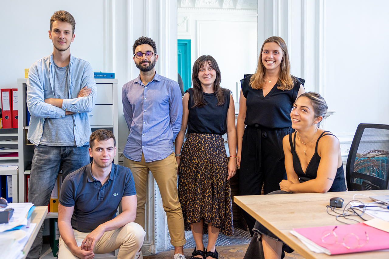 découvrez le cabinet magnen, expert-comptable de confiance, offrant des services personnalisés pour les entreprises et les particuliers. notre équipe vous accompagne dans la gestion de vos finances, la comptabilité, et la fiscalité, pour optimiser votre performance et garantir votre conformité.