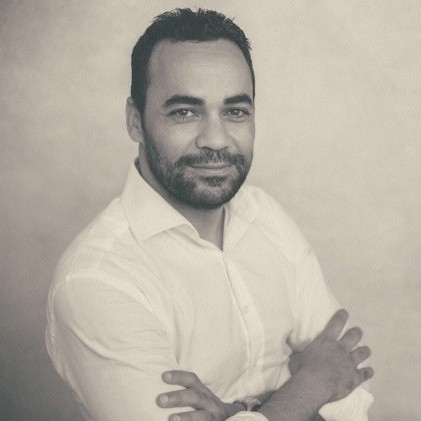 découvrez le cabinet matt, votre expert-comptable de confiance, offrant des solutions financières sur mesure pour les entreprises. bénéficiez d'un accompagnement personnalisé et d'une expertise reconnue pour optimiser la gestion de votre comptabilité.