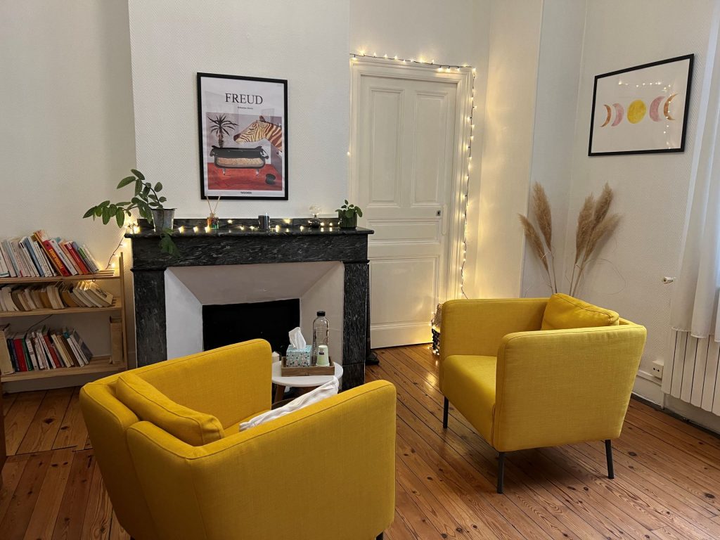 découvrez notre cabinet pluridisciplinaire à toulouse, où des professionnels de santé expérimentés collaborent pour offrir des soins de qualité adaptés à vos besoins. profitez d'un accompagnement personnalisé dans un cadre accueillant et moderne.