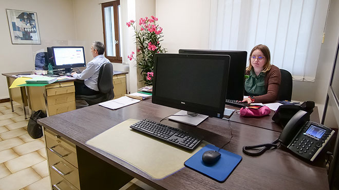 découvrez le cabinet schemel, votre expert-comptable de confiance. bénéficiez d'un accompagnement personnalisé pour la gestion de votre comptabilité et le développement de votre entreprise. services adaptés aux entrepreneurs et pme.