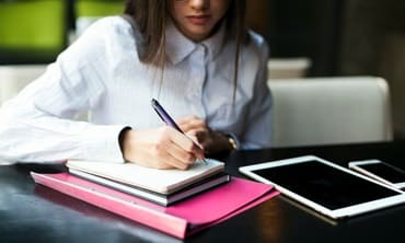 découvrez comment choisir le meilleur cabinet comptable en bretagne pour répondre à vos besoins professionnels. obtenez des conseils pratiques sur les critères essentiels à prendre en compte et assurez la santé financière de votre entreprise.