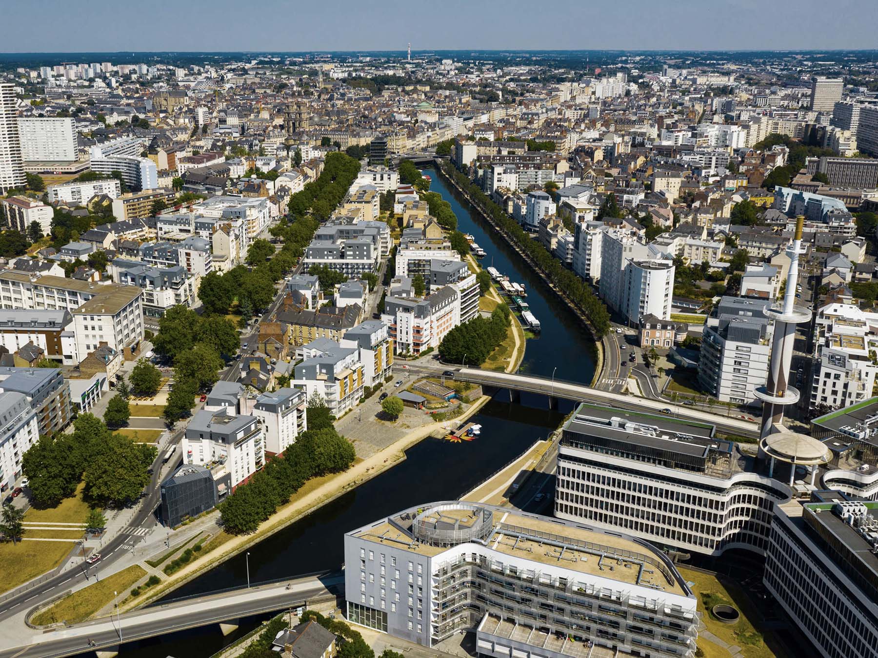 découvrez comment choisir le meilleur cabinet comptable à rennes pour répondre à vos besoins financiers. obtenez des conseils pratiques pour sélectionner un expert-comptable qualifié qui saura accompagner votre entreprise vers le succès.