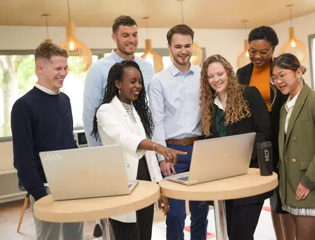 découvrez comment choisir le bon expert-comptable pour les architectes, afin d'optimiser la gestion financière de votre cabinet. nos conseils vous guident à travers les critères essentiels à considérer pour un partenariat fructueux et adapté à vos besoins spécifiques.