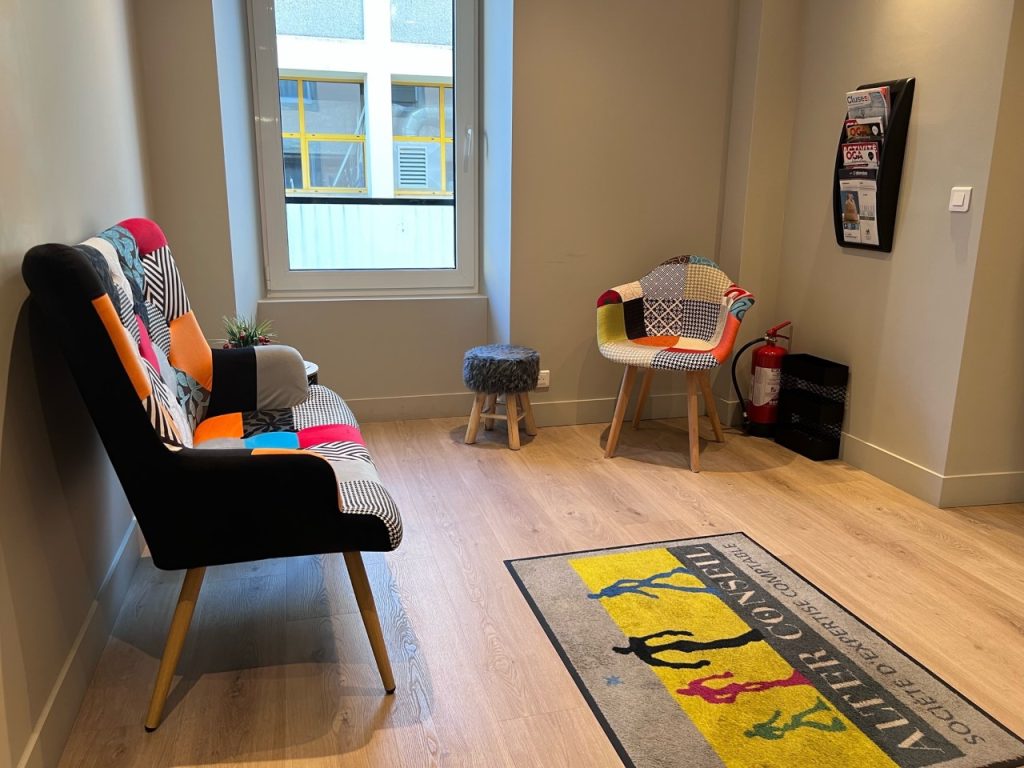 découvrez comment choisir un expert-comptable à cluses qui répond à vos besoins spécifiques. obtenez des conseils pour évaluer les compétences, les services et les tarifs afin de faire le meilleur choix pour la gestion de votre comptabilité.