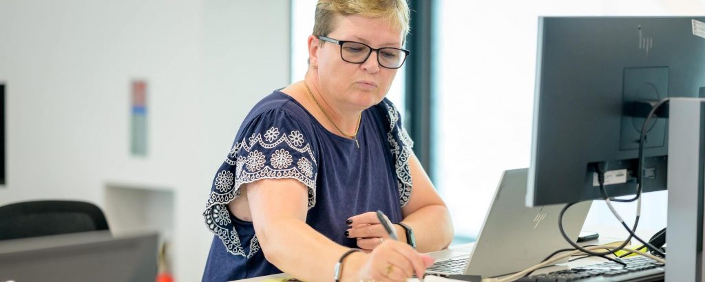 découvrez comment choisir le meilleur expert-comptable à lyon pour optimiser la gestion de votre entreprise. profitez de conseils pratiques et d'une liste d'experts pour vous accompagner dans vos démarches comptables.