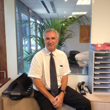 découvrez comment choisir le meilleur expert-comptable à saint-médard pour répondre à vos besoins financiers et comptables. profitez de conseils d'experts pour optimiser la gestion de votre entreprise et garantir votre conformité fiscale.