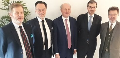 découvrez chollet, votre allié pour une gestion financière optimale. profitez d'un accompagnement personnalisé pour atteindre vos objectifs financiers et sécuriser votre avenir. notre expertise au service de votre succès!