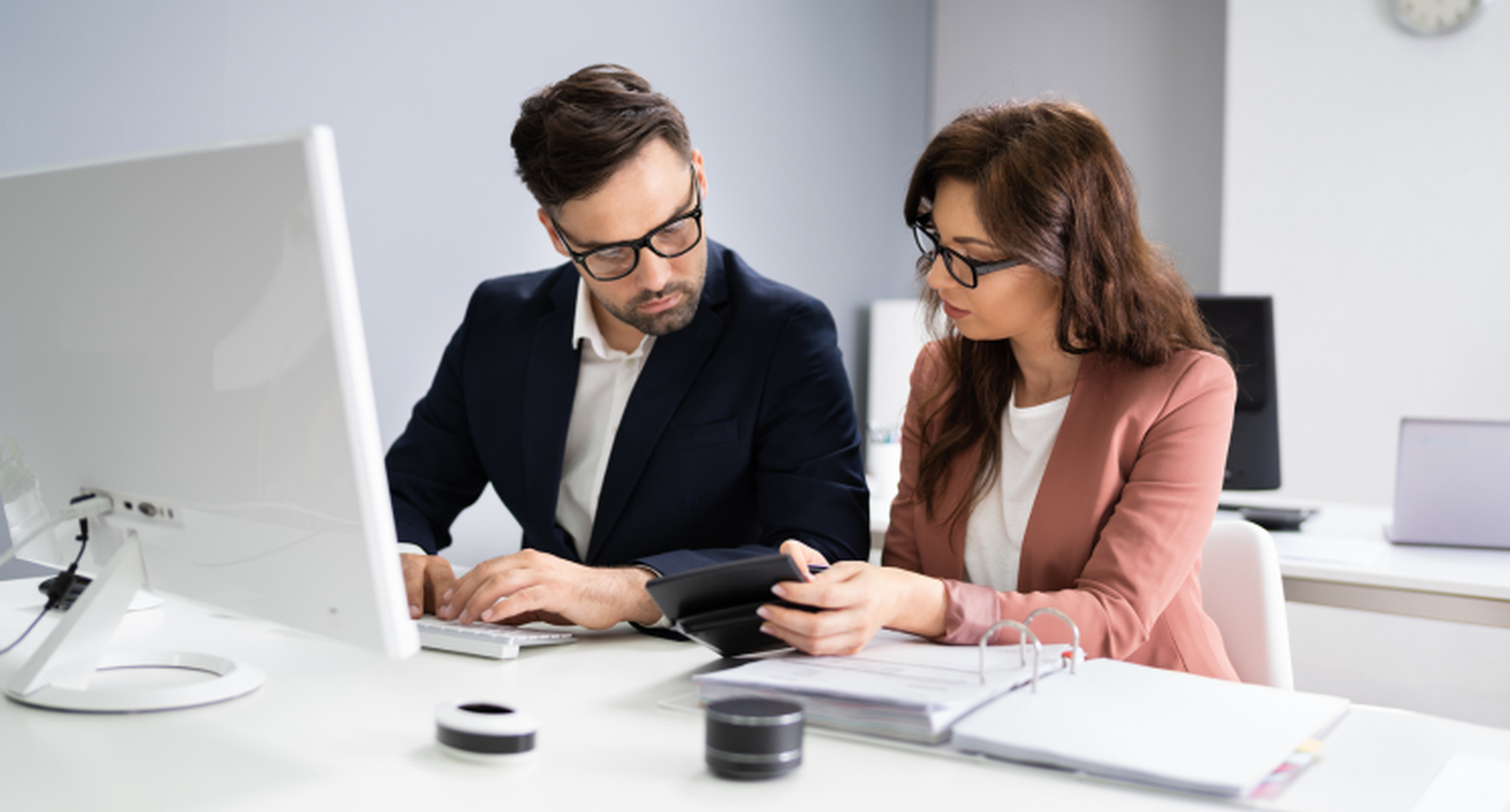 découvrez comment simplifier votre gestion financière avec notre service de comptabilité accessible, spécialement conçu pour les entrepreneurs. profitez de solutions adaptées à vos besoins pour vous concentrer sur le développement de votre activité.