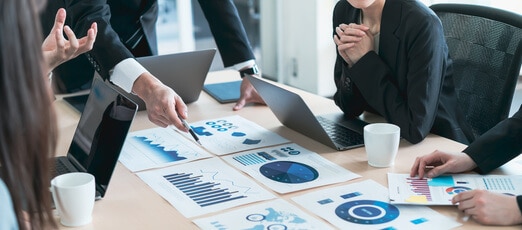 cette page fournit des informations complètes sur la convocation d'une assemblée générale des gérants, incluant les étapes essentielles, les documents requis et les délais à respecter pour assurer une réunion efficace et conforme aux réglementations en vigueur.