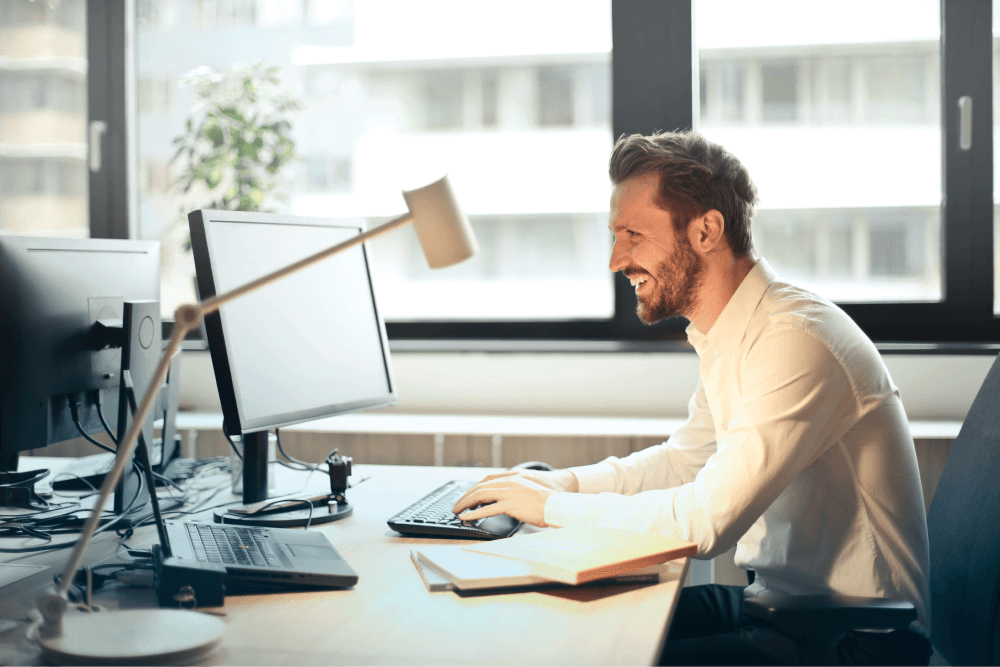 découvrez comment la digitalisation transforme les cabinets comptables, améliore l'efficacité des processus et optimise la gestion des données. explorez les outils numériques innovants qui révolutionnent le secteur.