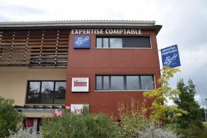 découvrez les services d'expert comptable à aucamville, spécialisés dans la gestion financière, la comptabilité et le conseil fiscal. faites confiance à notre expertise pour optimiser la santé financière de votre entreprise.