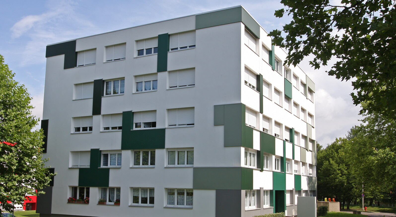 découvrez nos services d'expertise comptable à beausoleil, adaptés aux professionnels et aux particuliers. nous vous accompagnons dans la gestion de votre comptabilité, la fiscalité et le conseil financier pour optimiser votre activité. contactez-nous dès aujourd'hui pour un accompagnement sur mesure.