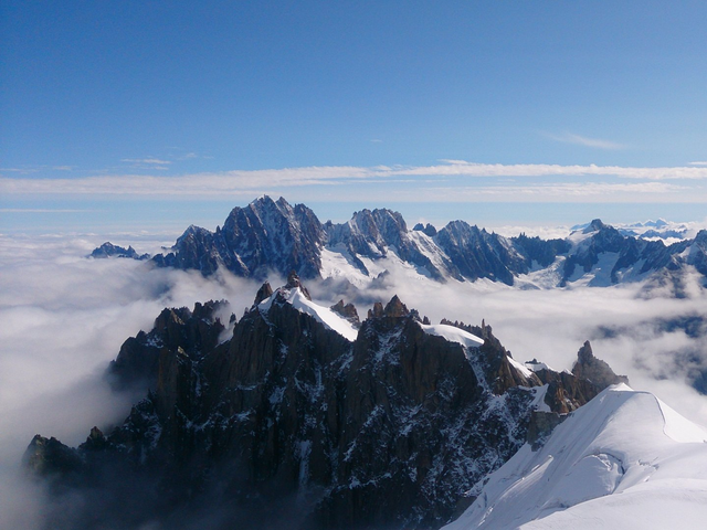 découvrez les services d'un expert comptable à chamonix, spécialisé dans la gestion financière et fiscale. profitez de conseils personnalisés pour optimiser vos comptes et développer votre entreprise en toute sérénité.