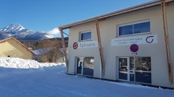 découvrez nos services d'expertise comptable à embrun, adaptés aux besoins des particuliers et des entreprises. bénéficiez de conseils personnalisés pour gérer votre comptabilité en toute sérénité.