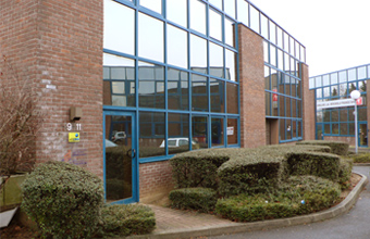 votre expert-comptable à évry vous accompagne dans la gestion de votre entreprise, en offrant des services personnalisés de comptabilité, de fiscalité et de conseil financier. profitez de notre expertise pour optimiser la performance de votre activité.