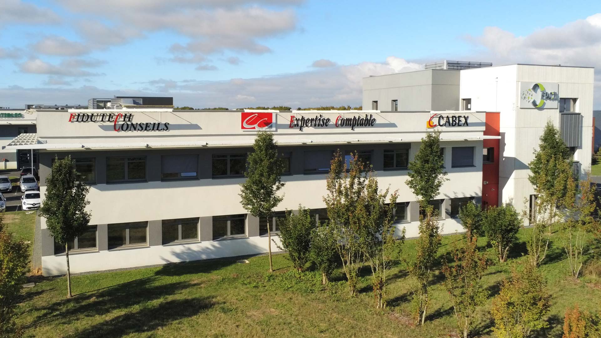 découvrez un expert comptable fiable qui vous accompagne dans la gestion de vos finances. bénéficiez de conseils personnalisés et d'une expertise reconnue pour optimiser la santé financière de votre entreprise.