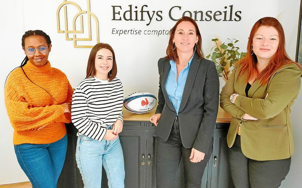 découvrez un service d'expertise comptable de qualité sur les îles d'or. nos experts comptables vous accompagnent dans la gestion de vos finances, l'optimisation fiscale et la création d'entreprise, tout en vous offrant une approche personnalisée et locale.