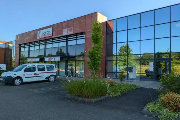 découvrez nos services d'expertise comptable à laval, adaptés aux besoins des entreprises de toutes tailles. comptez sur notre équipe expérimentée pour optimiser votre gestion financière et garantir la conformité de vos comptes. contactez-nous dès aujourd'hui pour un accompagnement personnalisé.