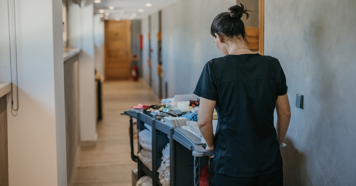 découvrez notre service d'expert comptable spécialisé dans le secteur du nettoyage. profitez de conseils personnalisés, d'une gestion optimisée de vos finances et d'une conformité fiscale assurée pour votre entreprise de nettoyage. simplifiez votre comptabilité et concentrez-vous sur votre activité principale.