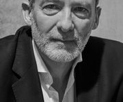 découvrez nos services d'expertise comptable à neuilly. notre équipe d'experts vous accompagne dans la gestion de votre comptabilité, l'optimisation fiscale et le conseil financier pour assurer la croissance de votre entreprise.