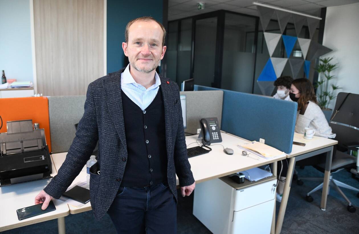 découvrez les services d'experts-comptables à niort qui vous accompagnent dans la gestion de vos finances, l'optimisation fiscale et la création d'entreprise. profitez d'un accompagnement sur mesure et d'une expertise reconnue pour tous vos besoins comptables.