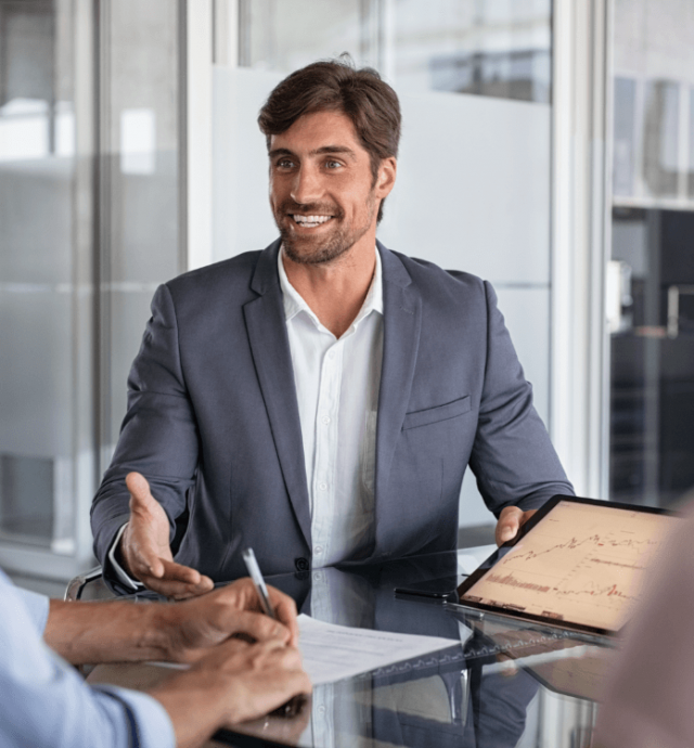 découvrez nos services d'expert-comptable dédiés aux sociétés. bénéficiez d'un accompagnement personnalisé pour la gestion de votre comptabilité, le conseil fiscal et la conformité légale, avec une équipe de professionnels à votre écoute pour optimiser la performance de votre entreprise.