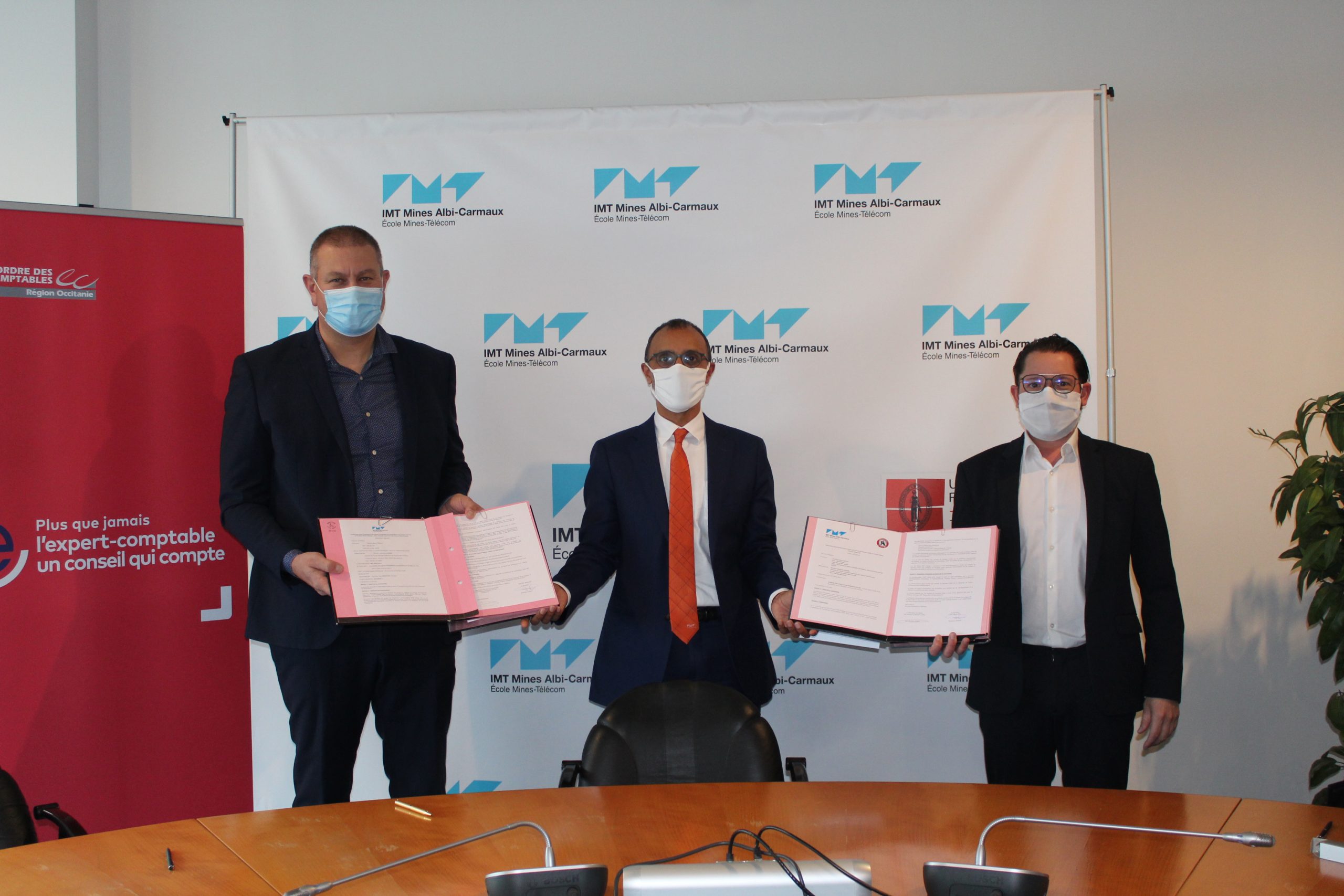 découvrez les services d'expert-comptable de spinazze à évry, spécialisés dans la gestion comptable et fiscale pour les entreprises. profitez d'un accompagnement personnalisé et de conseils précieux pour optimiser votre fiscalité et améliorer la performance de votre entreprise.