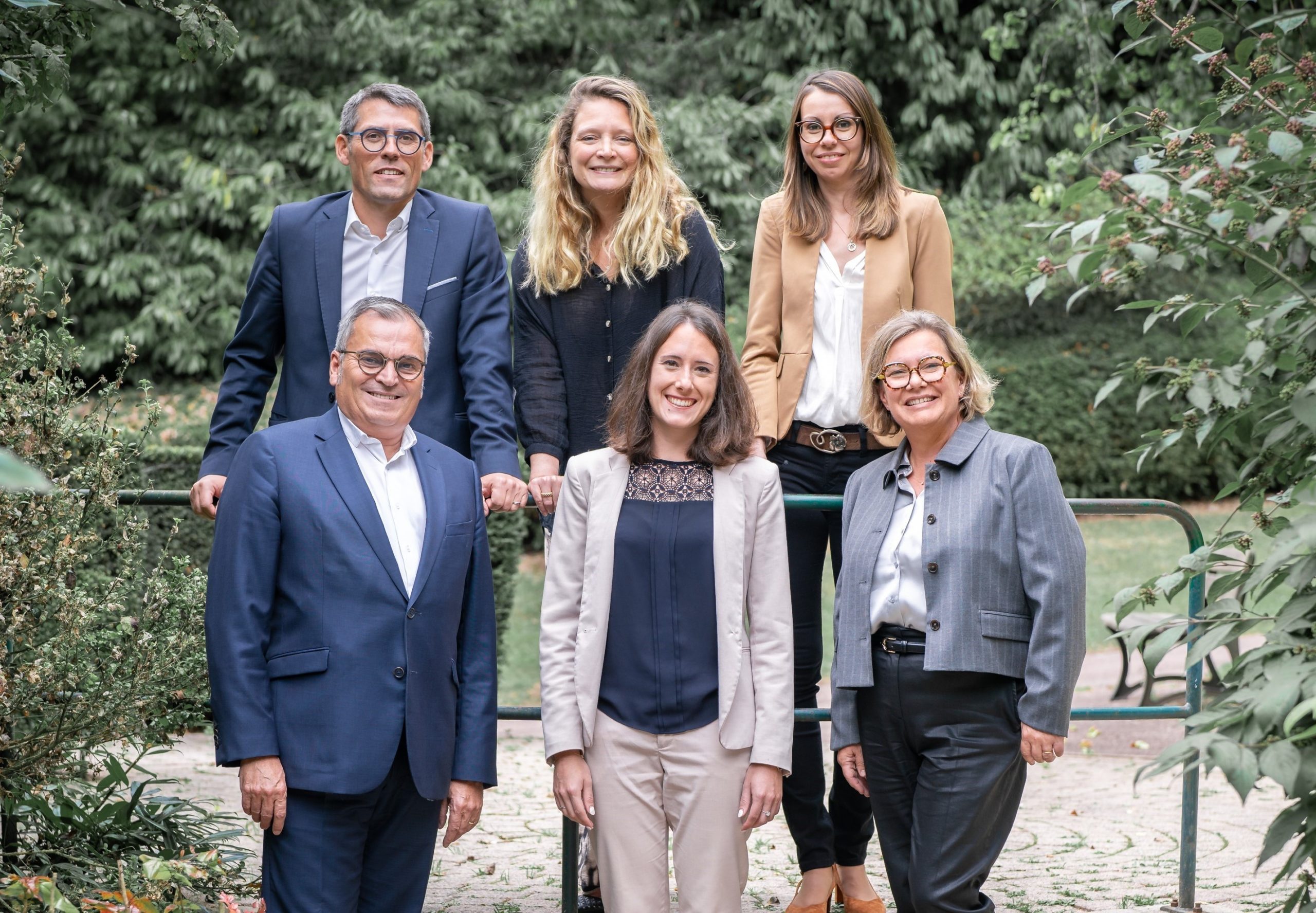 découvrez nos services d'expertise comptable à tours, adaptés aux entrepreneurs et pme. bénéficiez d'un accompagnement personnalisé pour optimiser la gestion de vos finances et assurer la conformité de vos obligations fiscales.