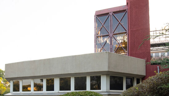 découvrez les services d'un expert-comptable à valbonne, spécialisé dans la gestion financière, la comptabilité et l'accompagnement des entreprises. fidèle partenaire pour optimiser votre fiscalité et assurer la croissance de votre activité.