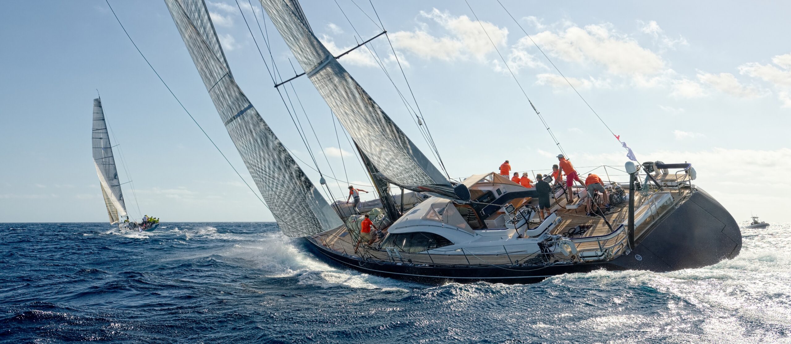 découvrez nos services d'expertise comptable dédiés aux yachts. notre équipe spécialisée vous accompagne dans la gestion financière de votre navire, depuis la comptabilité jusqu'à la fiscalité maritime, afin d'optimiser vos investissements et de vous garantir une tranquillité d'esprit.