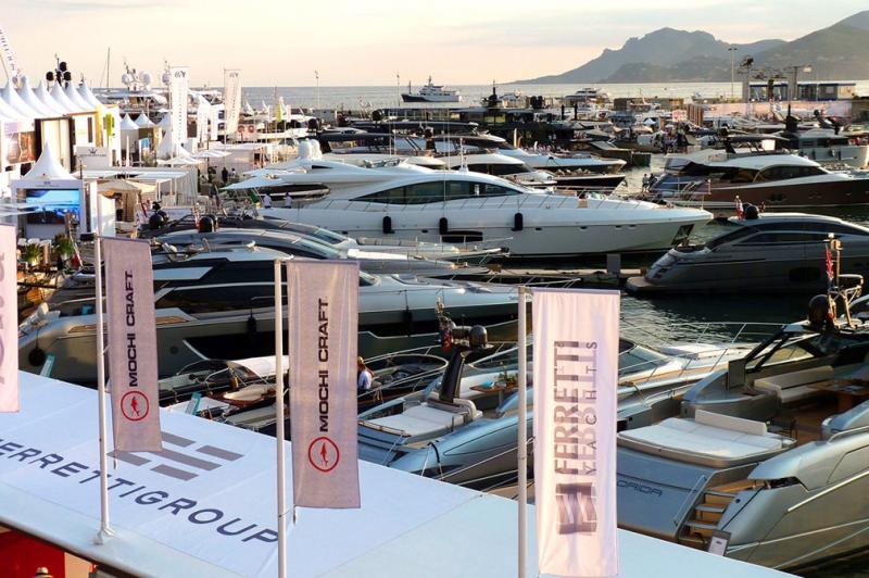 découvrez nos services d'expertise comptable dédiés aux propriétaires de yachts. bénéficiez d'une gestion financière adaptée à vos besoins spécifiques, d'optimisations fiscales et d'un accompagnement personnalisé pour naviguer en toute sérénité.