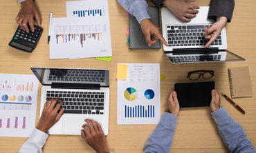 découvrez nos services d'expertise comptable, alliant connaissance approfondie et solutions adaptées aux besoins de votre entreprise. optimisez votre gestion financière et assurez votre conformité légale avec nos experts qualifiés.