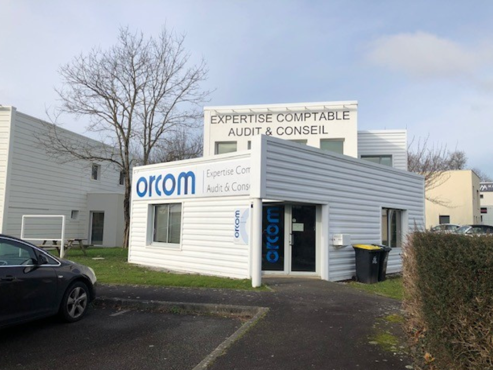 découvrez notre cabinet d'expertise comptable à vannes, offrant des services personnalisés pour les entreprises et particuliers. optimisez votre gestion financière grâce à notre équipe d'experts qualifiés.