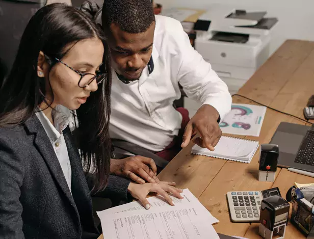 besoin d'une expertise comptable à vannes ? notre cabinet vous accompagne dans la gestion de vos finances, la tenue de votre comptabilité et le conseil fiscal, afin d'optimiser votre entreprise et assurer sa croissance. contactez-nous pour un service personnalisé et professionnel.