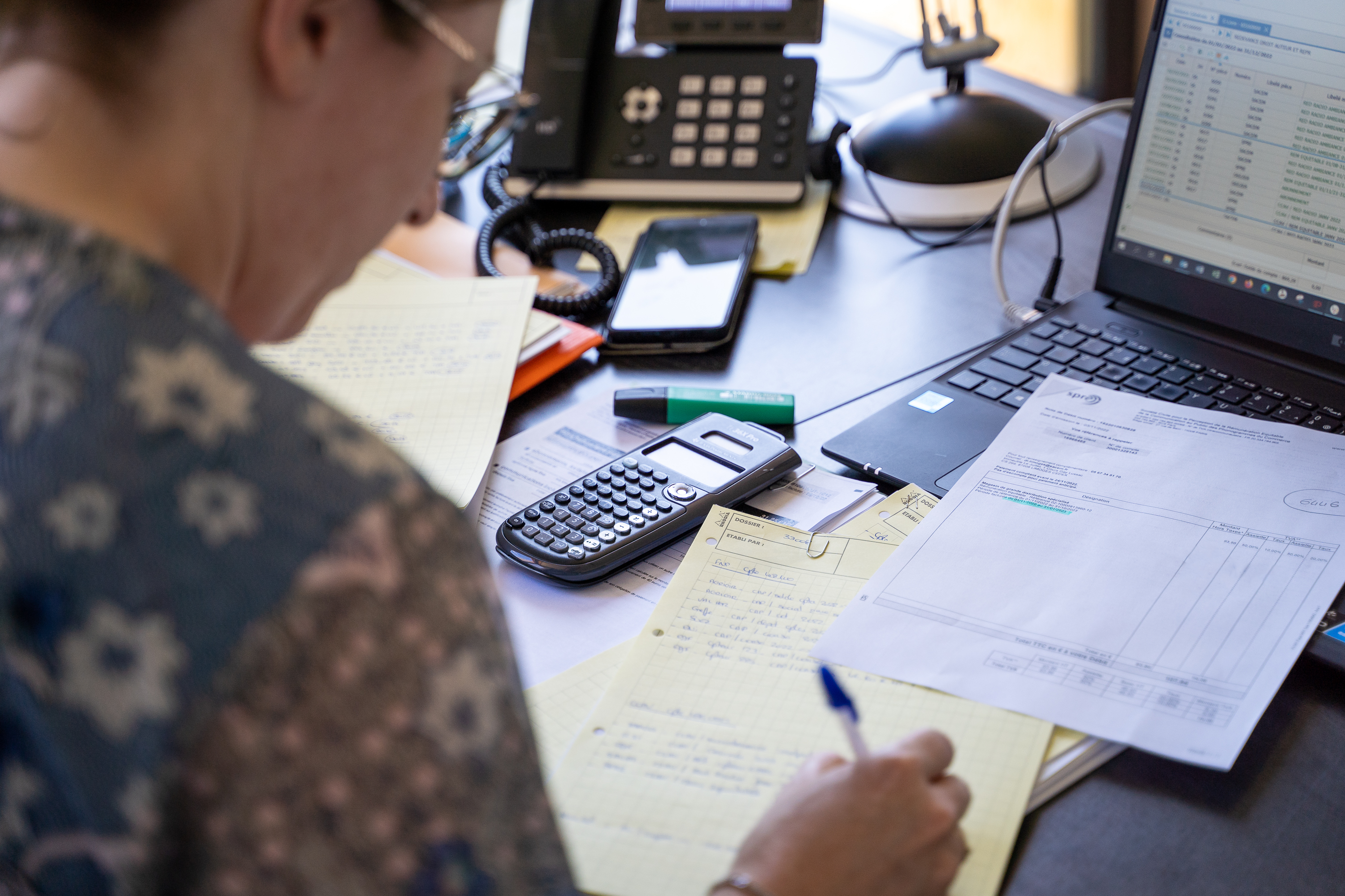 découvrez l'expertise comptable vergne, votre partenaire de confiance pour la gestion financière et fiscale de votre entreprise. profitez d'un accompagnement personnalisé et de conseils avisés pour optimiser votre comptabilité et garantir votre succès.