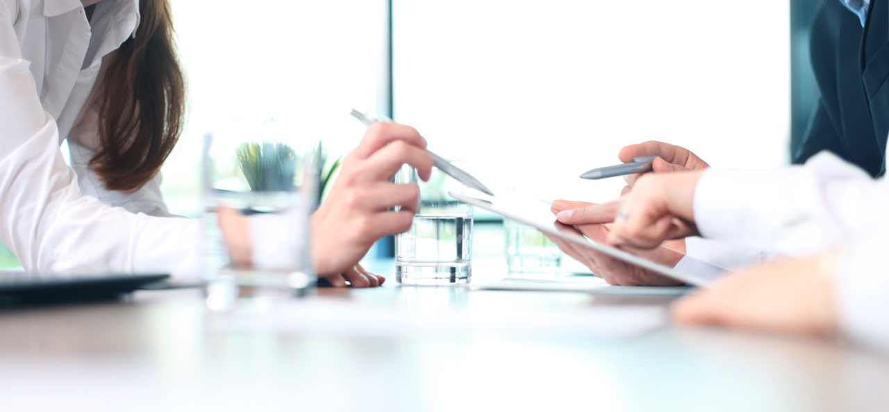 découvrez nos experts comptables à béziers, prêts à vous accompagner dans la gestion de votre entreprise. bénéficiez de conseils personnalisés et d'un service adapté à vos besoins financiers et fiscaux.