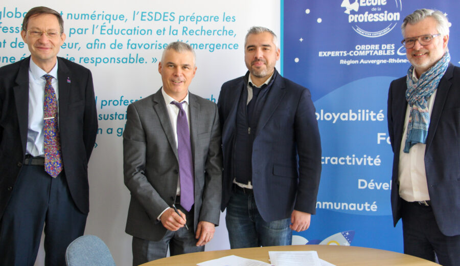 découvrez nos experts-comptables dans le rhône, prêts à vous accompagner dans la gestion de vos finances, la déclaration fiscale et le conseil en gestion d'entreprise. profitez d'une expertise adaptée à vos besoins pour optimiser votre comptabilité et garantir la pérennité de votre société.