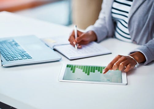 découvrez tout ce qu'il faut savoir sur la fiscalité des entreprises : enjeux, obligations légales, dispositifs d'optimisation fiscale et conseils pratiques pour gérer efficacement vos impôts professionnels.