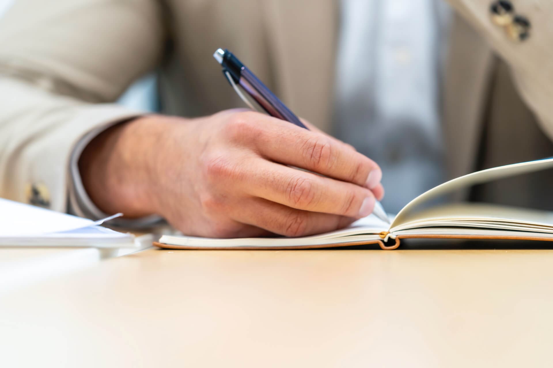 découvrez des stratégies efficaces pour optimiser votre retraite et maximiser vos revenus. profitez de conseils experts pour planifier un avenir serein et sécuriser votre bien-être financier.