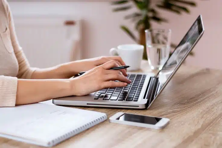 découvrez comment ouvrir votre cabinet comptable en suisse, avec des conseils pratiques sur les démarches administratives, les exigences légales et les meilleures stratégies pour réussir dans le domaine de la comptabilité.