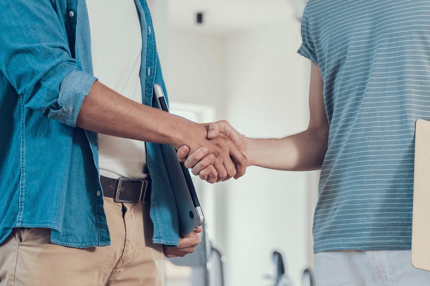 découvrez comment un cabinet comptable peut améliorer la relation client grâce à un accompagnement personnalisé, une communication efficace et des solutions adaptées à vos besoins financiers. optimisez votre collaboration pour un succès durable.