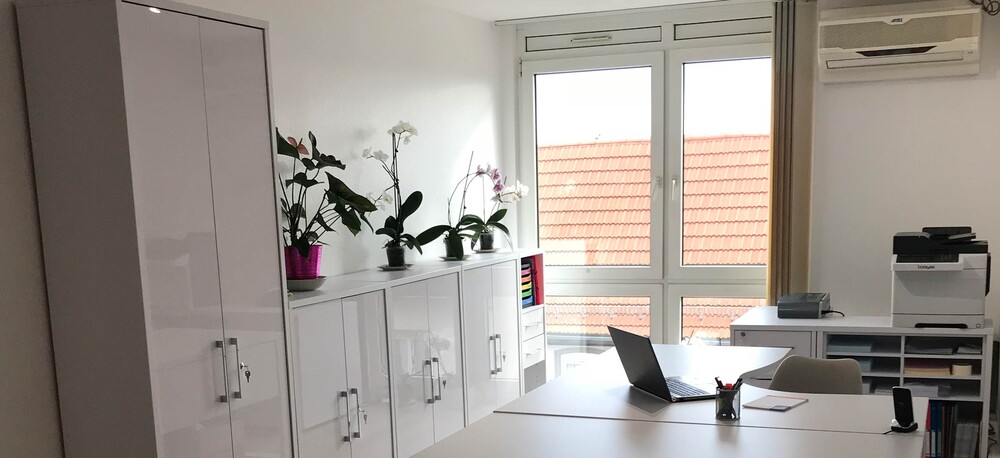 découvrez nos solutions professionnelles pour la reprise de votre cabinet comptable. optimisez votre transition et assurez la pérennité de votre activité avec notre expertise spécialisée.