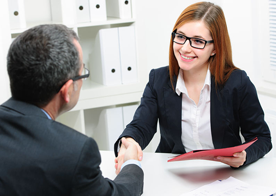 découvrez le rôle essentiel d'un cabinet d'expert-comptable en provence, offrant des services de comptabilité, de fiscalité et de conseils pour aider les entreprises à prospérer dans un environnement économique dynamique.