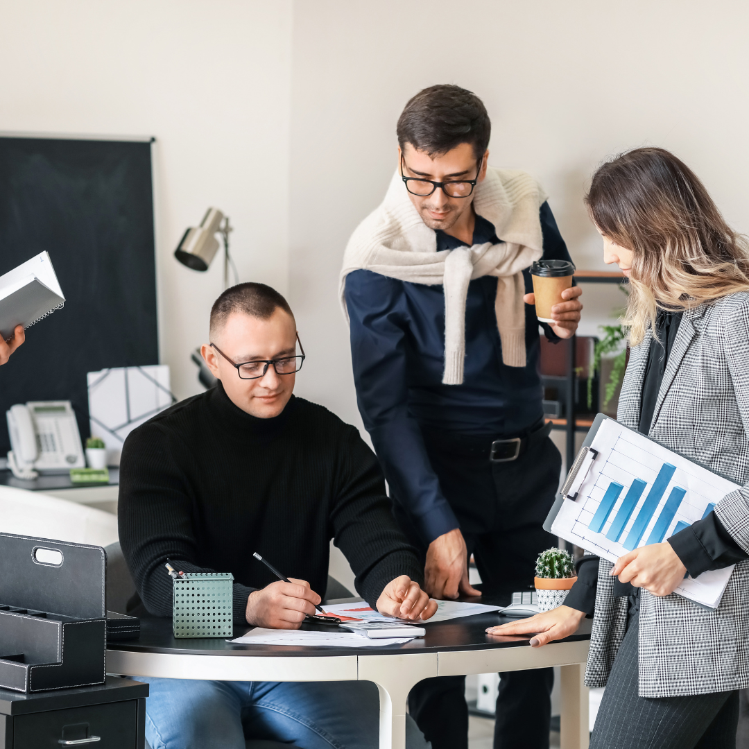 découvrez le rôle essentiel des cabinets comptables dans la gestion financière des entreprises. apprenez comment ils contribuent à la conformité fiscale, à l'analyse des performances et à l'optimisation des ressources pour aider les entreprises à prospérer.