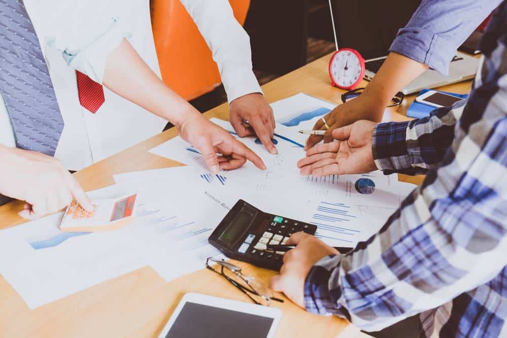 découvrez le rôle essentiel d'un cabinet comptable dans la gestion financière des entreprises. de la tenue des comptes à l'élaboration de stratégies fiscales, apprenez comment ces experts accompagnent les entrepreneurs vers la réussite.