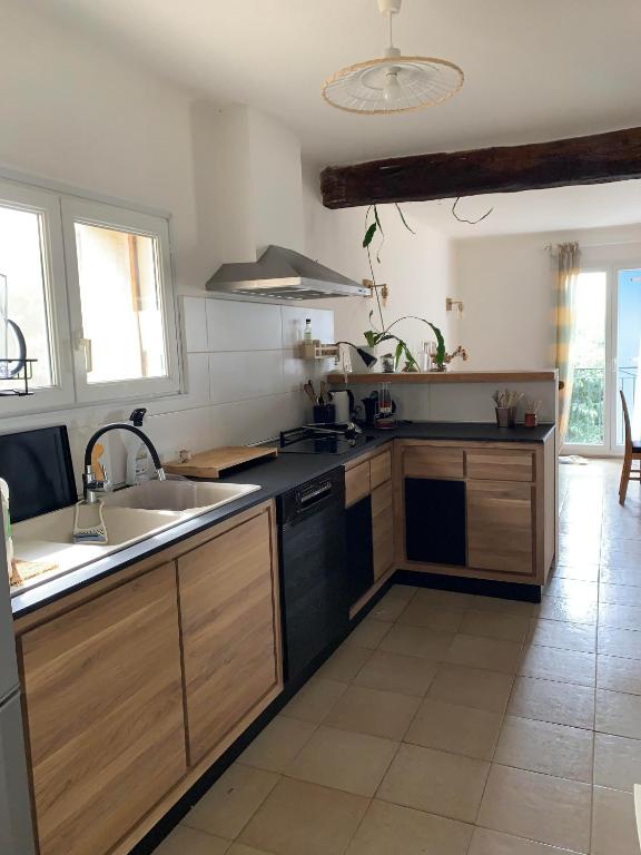 découvrez les services offerts par le cabinet artaud, spécialisé en conseil et accompagnement personnalisé. notre équipe d'experts est à votre disposition pour vous aider à atteindre vos objectifs professionnels et optimiser votre stratégie.