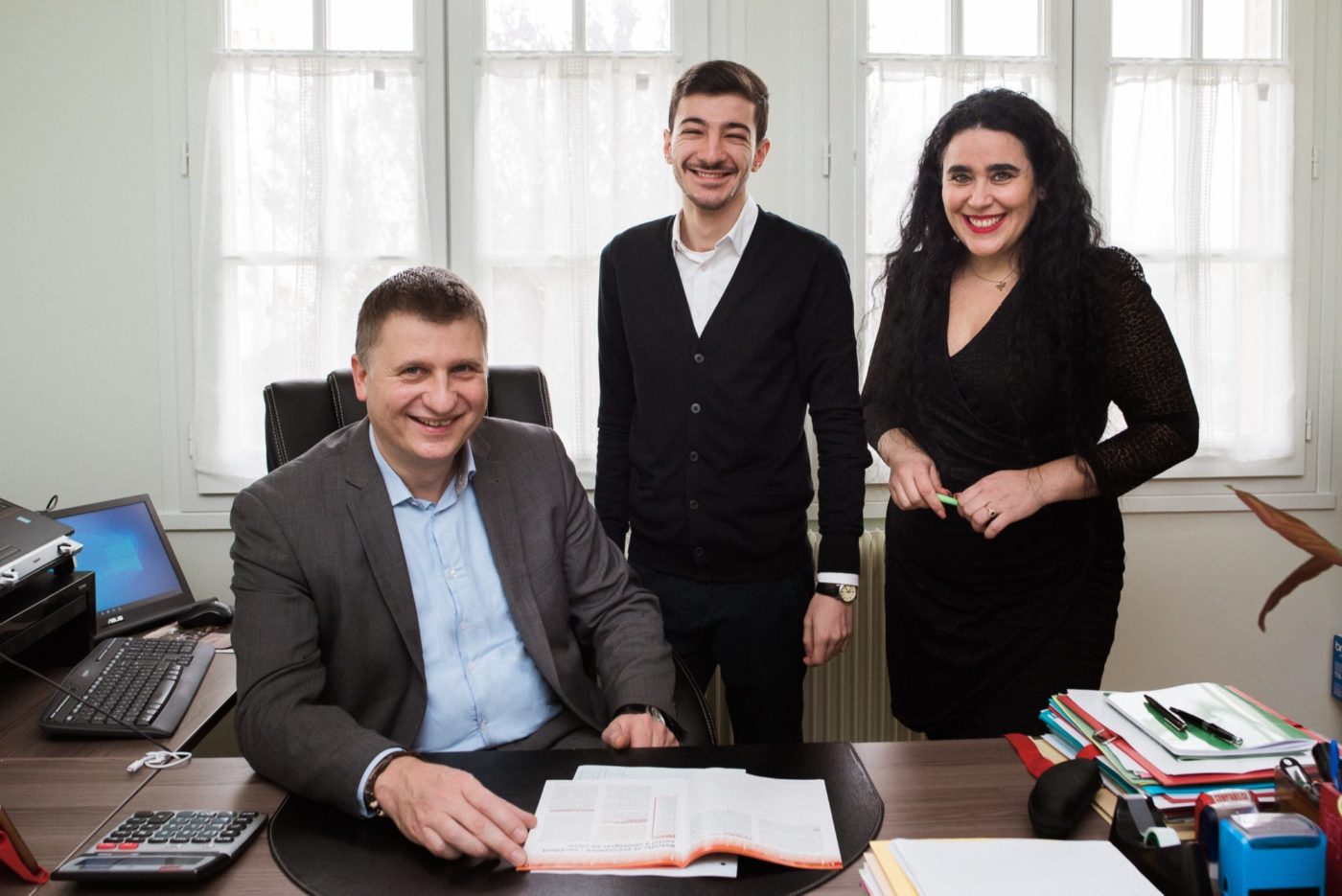 découvrez nos services de cabinet comptable, adaptés à vos besoins pour une gestion financière optimale. notre équipe d'experts vous accompagne dans la comptabilité, la fiscalité et la création d'entreprise.